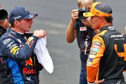 Smiling Norris shakes Verstappen's hand and hugs him after Las Vegas GP!