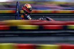 In beeld: Karten met Verstappen in China