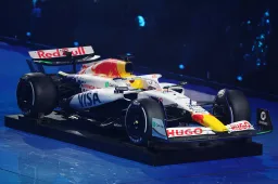 Offiziell: Erste Bilder der RB 2025-Lackierung bei F1 75 Live