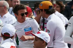 Mensen kijken Lando Norris raar aan: ''Vlieg jij echt met EasyJet?''