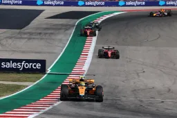 Campeonato de construtores: McLaren ultrapassa a Aston Martin e assume a P4