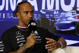 Hamilton stays with Mercedes: 'Never doubted about quitting'