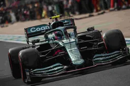 Vettel in bescherming genomen: 'Zonder risico's ook geen beloning'