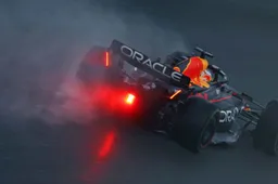 Thuisfavoriet Verstappen verovert pole in zinderende kwalificatie Zandvoort