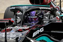 Hamilton: 'Ik zat nerveus in de auto te wachten'