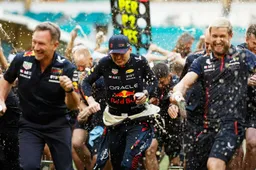 La differenza tra Verstappen e Perez: "Solo così 'Checo' può vincere".
