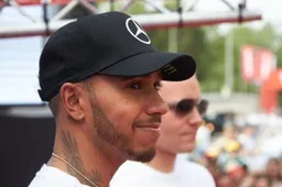 Horner: "Eisen Hamilton waarschijnlijk reden voor uitstel contract"
