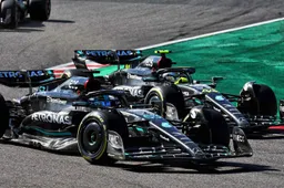 Mercedes legt teamorders Russell uit: 'We moesten Lewis beschermen'