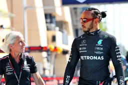 La fisioterapista Angela Cullen non ha dimenticato Lewis Hamilton