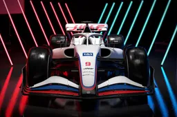 BREAKING | Haas are the first F1 team to present the new livery for 2022