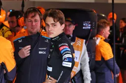 Piastri geeft eigen oordeel over incident met Russell in slotfase GP Canada