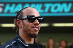 Hamilton lashes out sharply at FIA leaders: 'That's unacceptable'