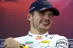 Verstappen gets his ideal Christmas present: 'My physio doesn't like this'