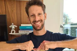 Great news: Grosjean has both hands out of bandages after 39 days!