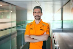 La McLaren prolunga il contratto del team principal di successo Andrea Stella