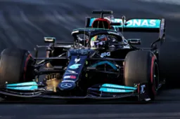 Hamilton in het voordeel: 'Het wordt moeilijk voor Verstappen'