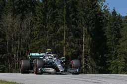 Bottas had last van de hitte en kon de aanval niet openen