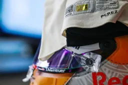 Perez shows special Mexican helmet for upcoming Grand Prix