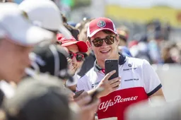 Charles Leclerc: "Het is een geweldig om voor mijn teamgenoot te staan"