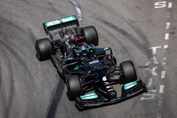 Lammers stoort zich ietwat aan houding Hamilton: “Dat kan niet”