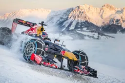 Top 5: Edición de Navidad | Coches de Fórmula 1 en acción en la nieve