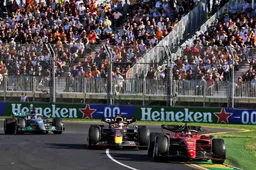 Webber ziet weinig kans voor Red Bull: 'Wordt lastig dit terug te winnen'