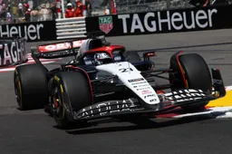 De Vries disfruta de su primera vez en un F1 en Mónaco