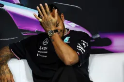 Brutal reality for Hamilton: Fighting with a Haas car