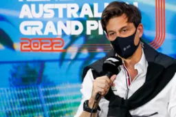 Wolff tevreden over Hamilton en Russell: 'Goed gepresteerd'