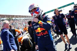 Verstappen bromea sobre las mejoras en Japón: "El color será el mismo"