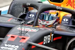 Le pilote de F1 le plus titré de Bakou rayonne de confiance à l'approche de la course de 2024