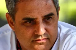 Montoya snapt niks van 'klagende' Verstappen: 'Iedereen zeurt tegenwoordig'
