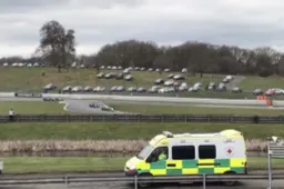 Het moment dat Billy Monger opschuift naar P3