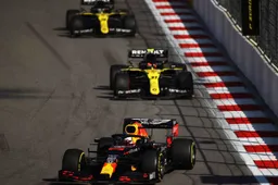 Palmer sees opportunities for Renault because of situations at Red Bull & Ferrari