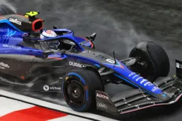 Video | Hoe Latifi in VT3 van de GP van Hongarije de zege weet te pakken