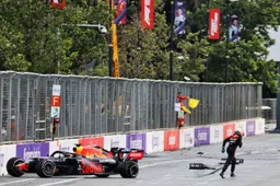 Norris reageert online op crash Verstappen: 'Maar goed dat hij naar rechts crasht'