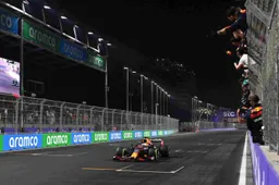 Lammers over acties Hamilton en Bottas: "Waren toch dingen in de marge"