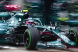 Vettel geeft FIA stof tot nadenken: 'Je moet je dat afvragen'