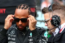 Hamilton entusiasta dopo le prime sessioni in Bahrain: "Molto più felice".