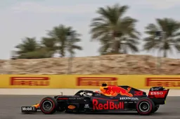 Volledige uitslag VT3: Verstappen verrast met P1 voor Hamilton