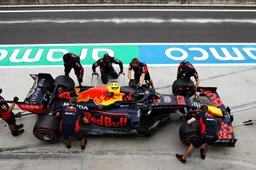 Stewards doen onderzoek naar Red Bull: startplek Albon zou droog zijn geblazen