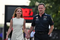 Britse krant drijft spot met Horner: ‘Beste performance in F1 in ‘24 van Geri’