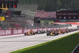 Verstappen behoudt de leiding bij de start van de sprintrace in Oostenrijk