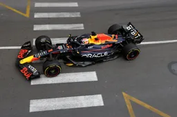 Verstappen: 'Mijn rijstijl is agressief, maar ik ben netter dan mijn vader'