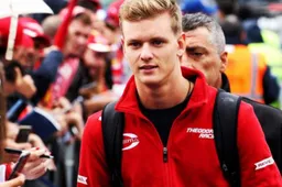 Alonso adviseert Mick Schumacher: "Leer lopen voordat je gaat hardlopen"