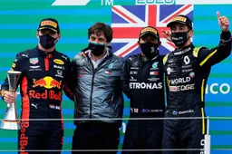 Ricciardo: "Rosberg did, but for most of us, it would be hard to walk away"