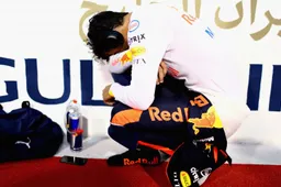 AMS: "Ricciardo heeft batterijprobleem en Red Bull bang voor gridstraf"