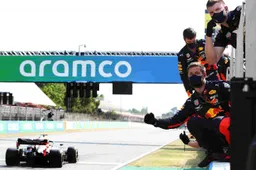 International media praises Verstappen: "Genius start for Verstappen"