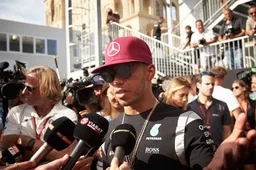 Hamilton over zijn voorsprong op Rosberg