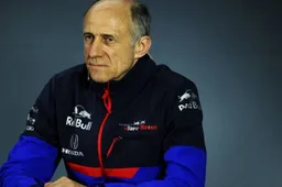 Tost: "Auto uitgevallen dankzij botsing Ricciardo"